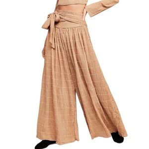 Free People Tan Checker Print Wide Leg Tie Waist Textured Gauze Pants - 12